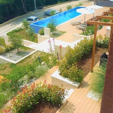 Cozy Apartments With Pool And Splendid Seaview Kavac Экстерьер фото