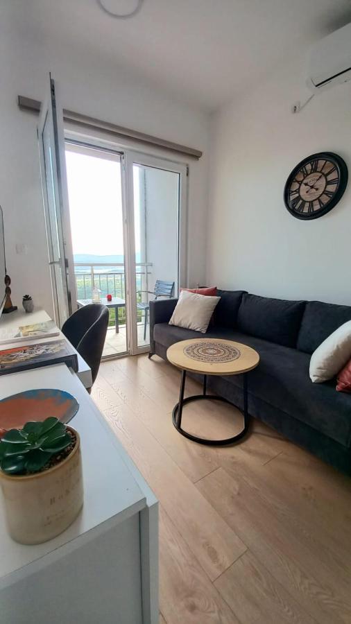 Cozy Apartments With Pool And Splendid Seaview Kavac Экстерьер фото