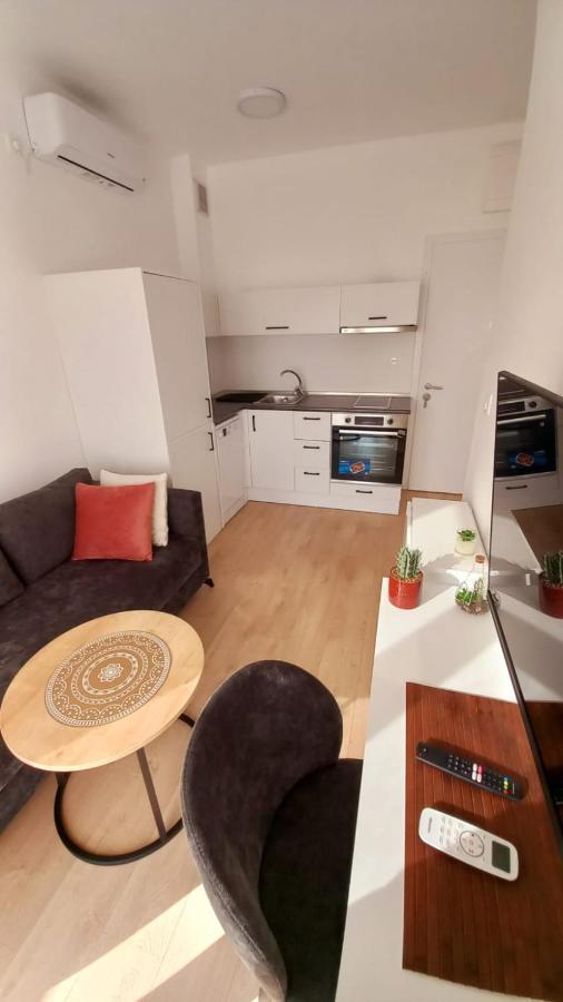 Cozy Apartments With Pool And Splendid Seaview Kavac Экстерьер фото